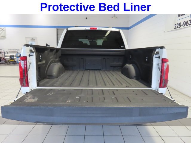 Used 2025 White Ford XLT image 17