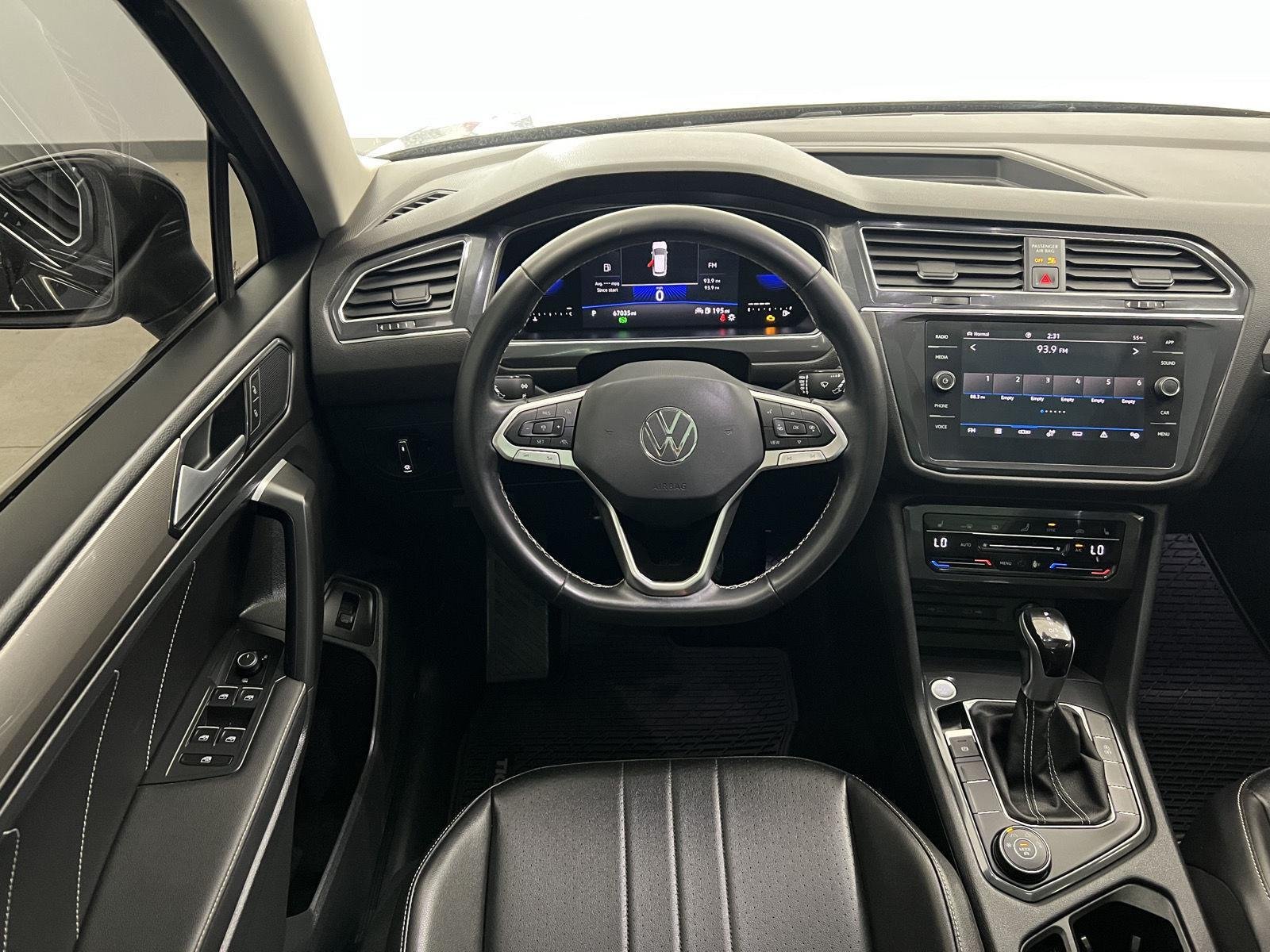 2022 Volkswagen Tiguan SE - Photo 30