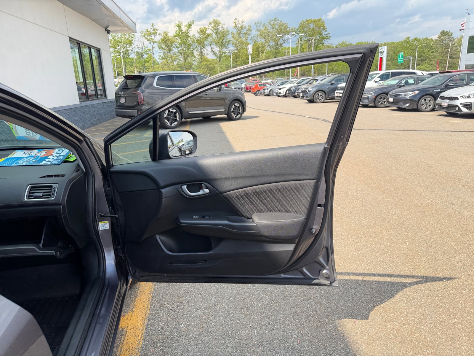 Used 2015 Modern Steel Metallic Honda LX image 28