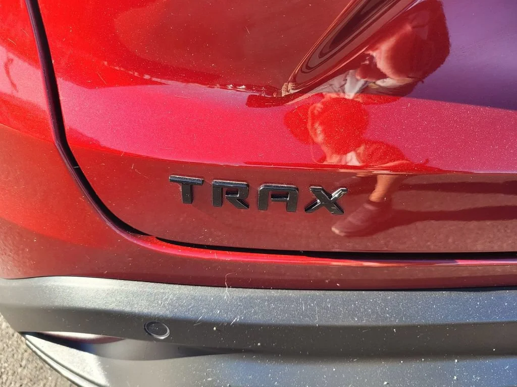 2025 Chevrolet Trax RS - Photo 11