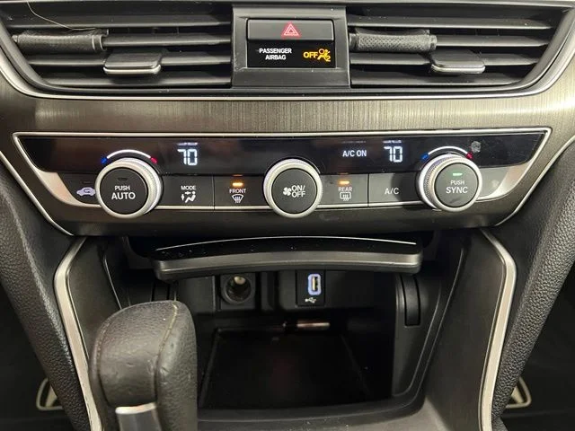 Used 2018 Black Honda LX image 21