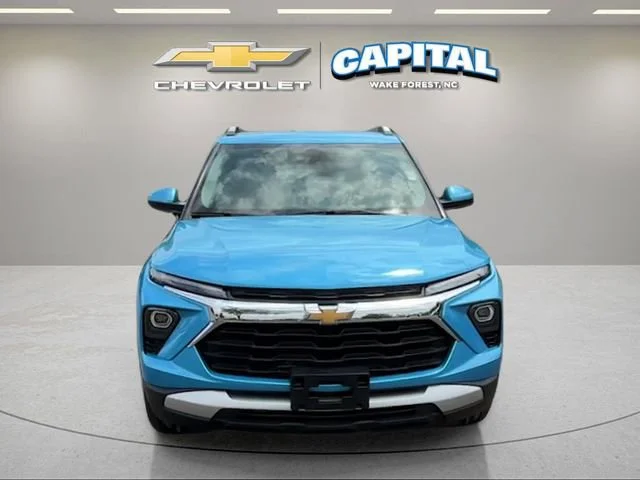 Used 2025 Marina Blue Metallic Chevrolet LT image 8