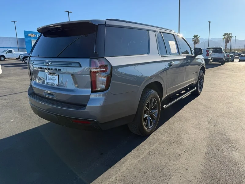 Used 2021 SATIN STEEL METALLIC Chevrolet Z71 image 3