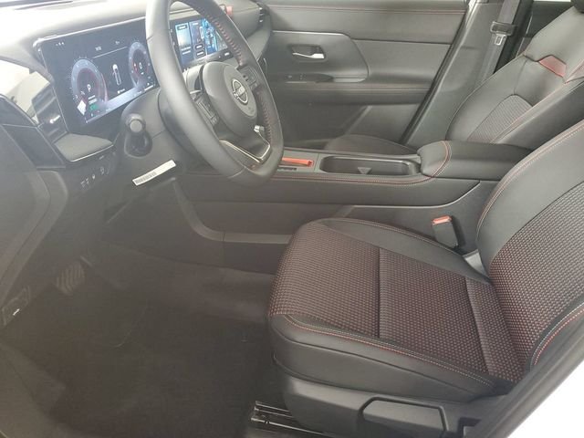 New 2026 Aspen White TriCoat Nissan SR image 15