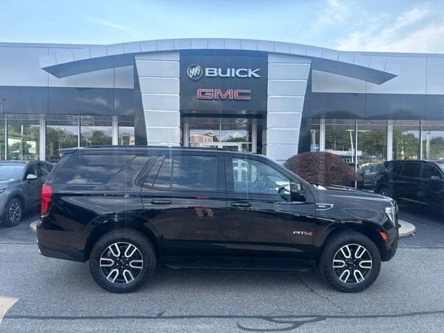 Used 2022 Black GMC AT4 image 32