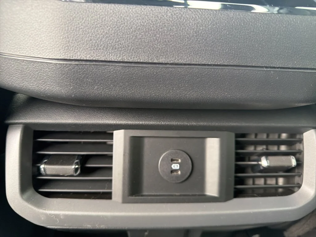 New 2026 Agate Black Metallic Ford XLT image 14