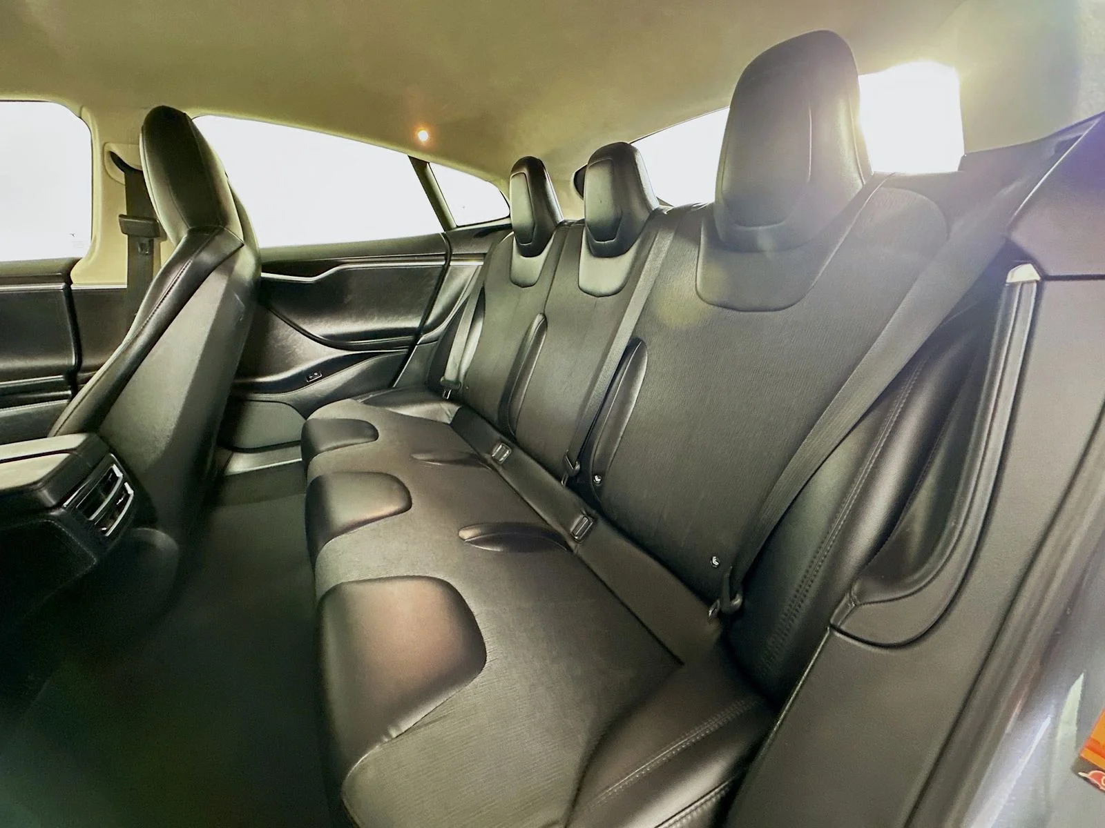 Used 2016 Black Tesla 75D image 22