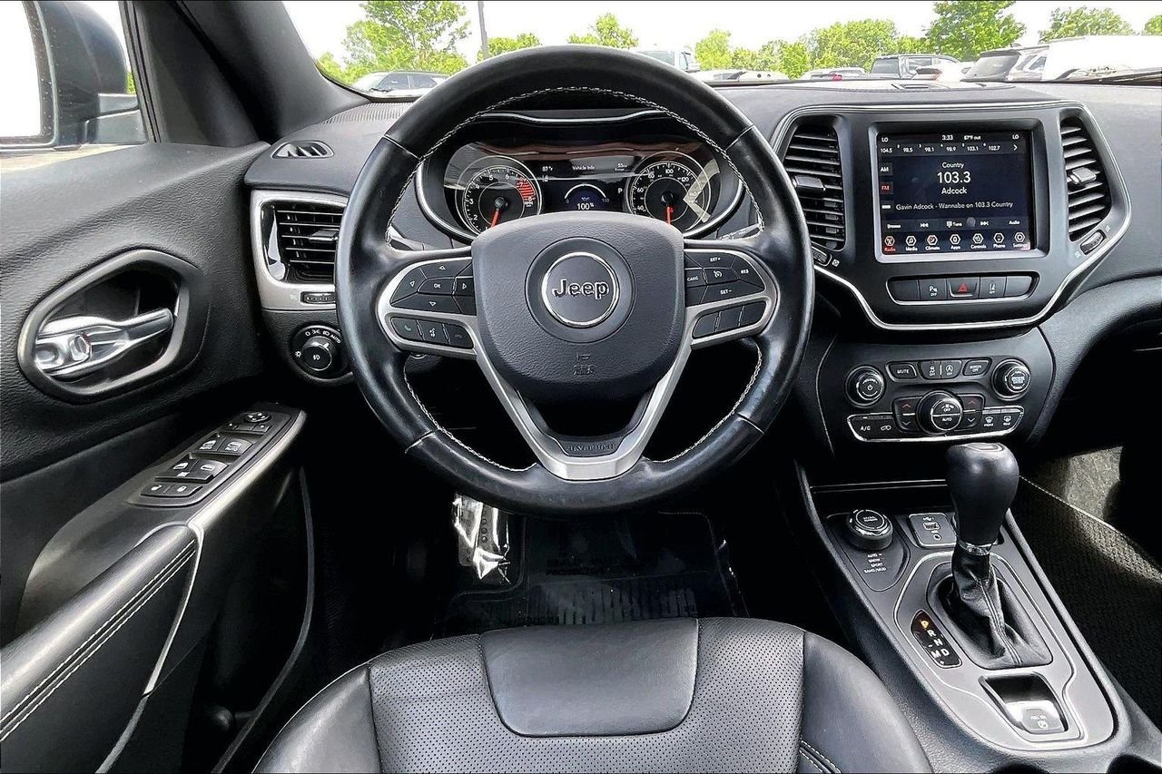 Used 2021 Hydro Blue Pearlcoat Jeep 80th Anniversary 4x4 image 10