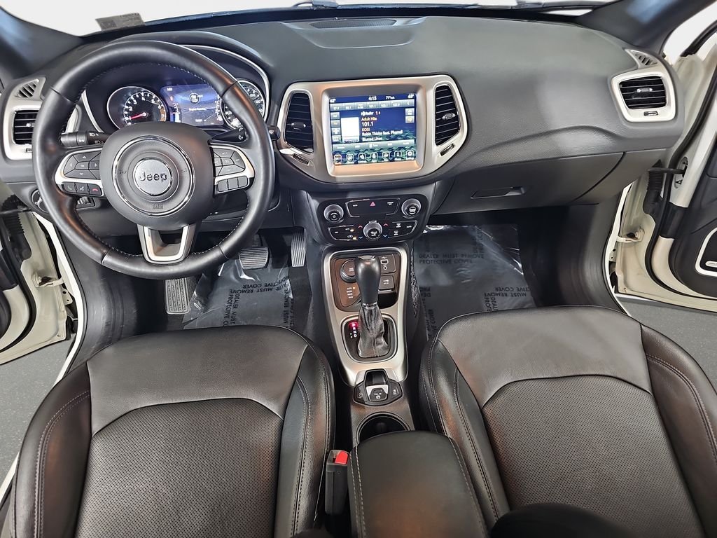 Used 2020 White Jeep High Altitude image 10