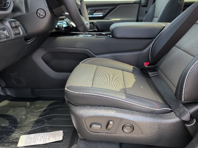 New 2026 Blue Smoke Metallic Chevrolet Trail Boss - Extended Range image 11