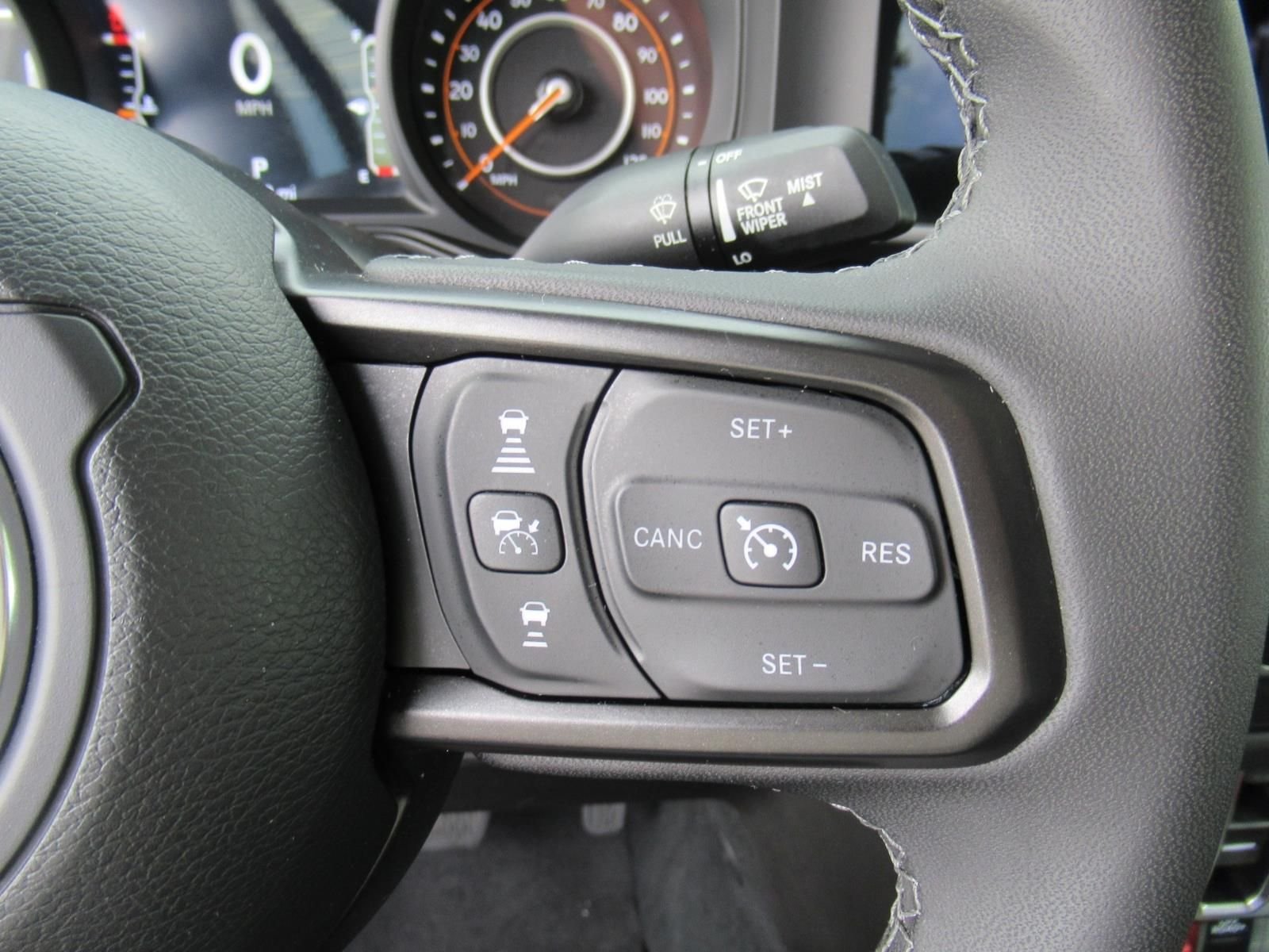 Used 2026 White Jeep Mojave image 26