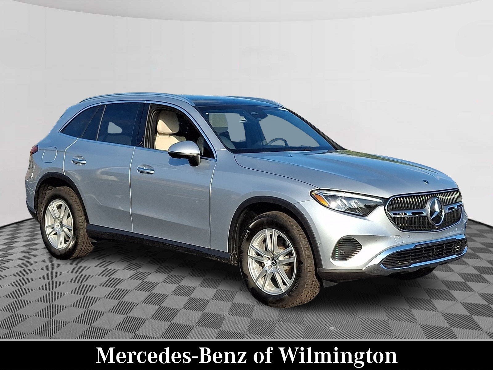 2026 Mercedes-Benz GLC