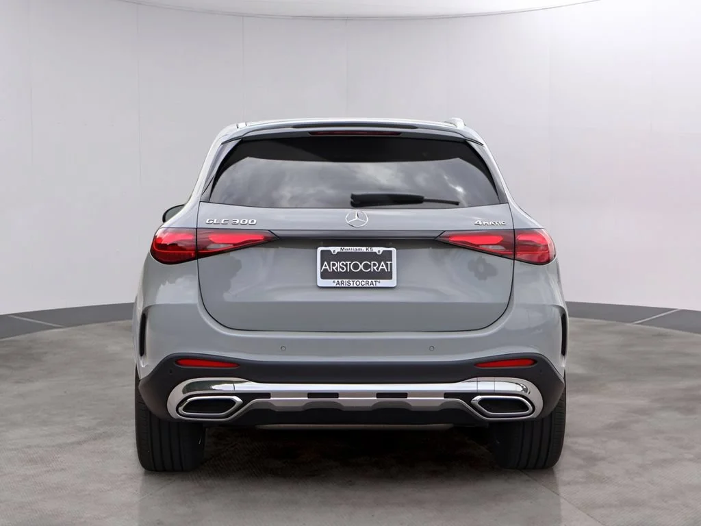 New 2026 MANUFAKTUR Alpine Grey Mercedes-Benz GLC 300 image 44
