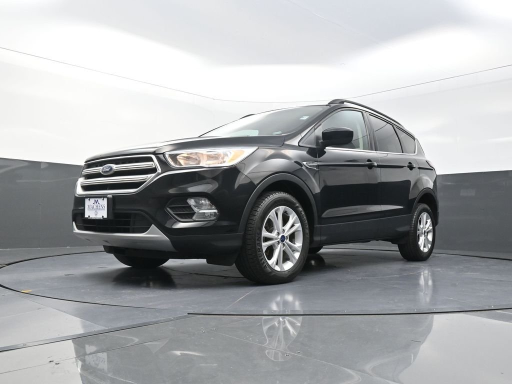 Used 2018 Black Ford SE image 25