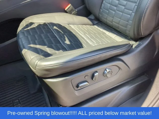 Used 2024 Black Cadillac V-Series image 25