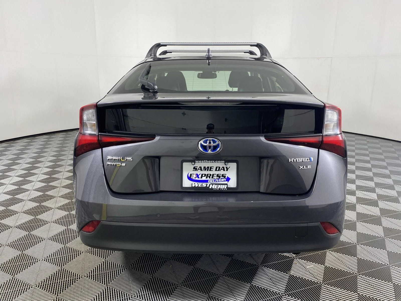 Used 2022 Magnetic Gray Metallic Toyota XLE AWD-e image 12