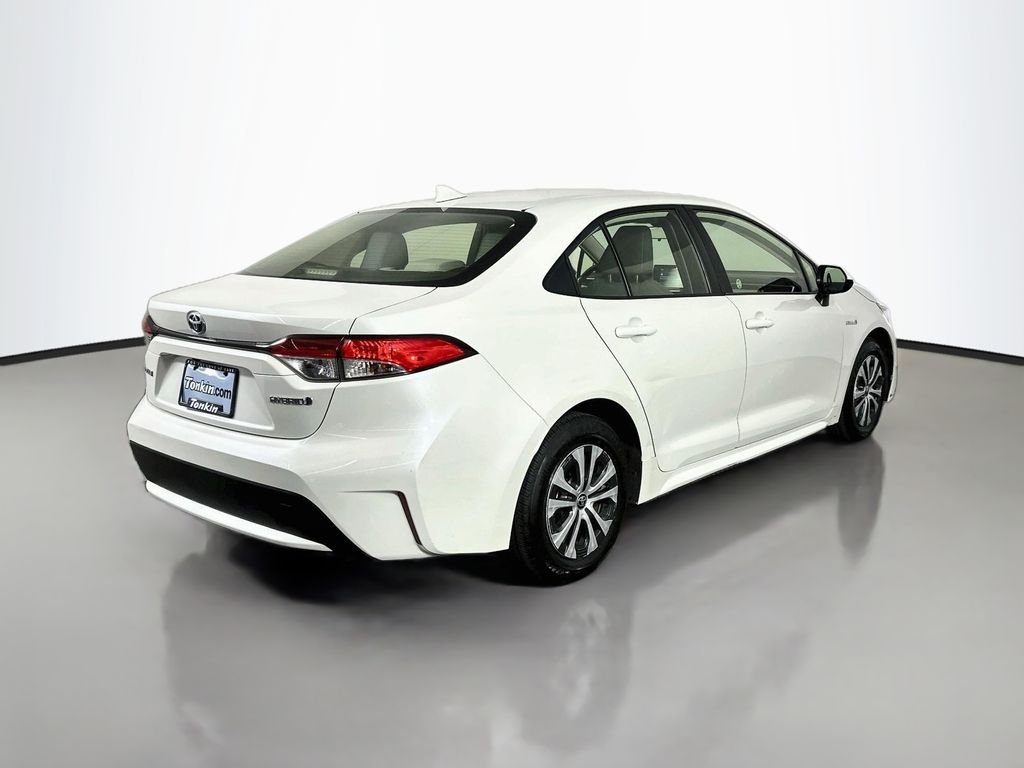 Used 2021 Blizzard Pearl Toyota LE image 8