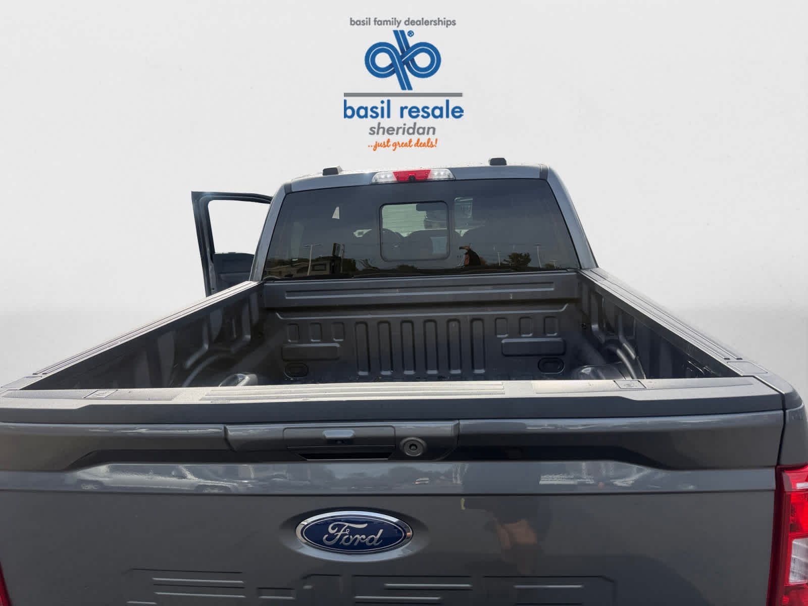 Used 2022 Carbonized Gray Ford XLT image 25