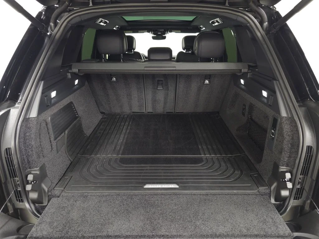 Used 2026 Black Land Rover SE image 6