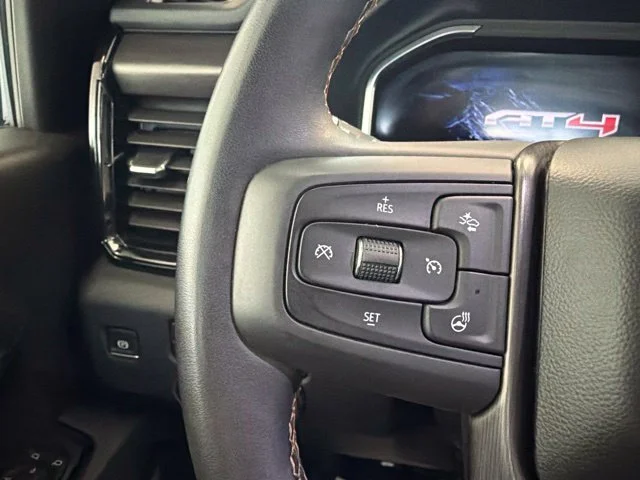Used 2025 Gray GMC AT4 image 33