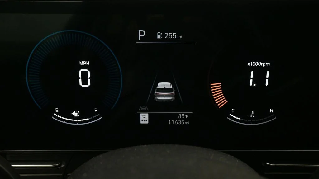 Certified Used 2024 Green Hyundai SEL image 10