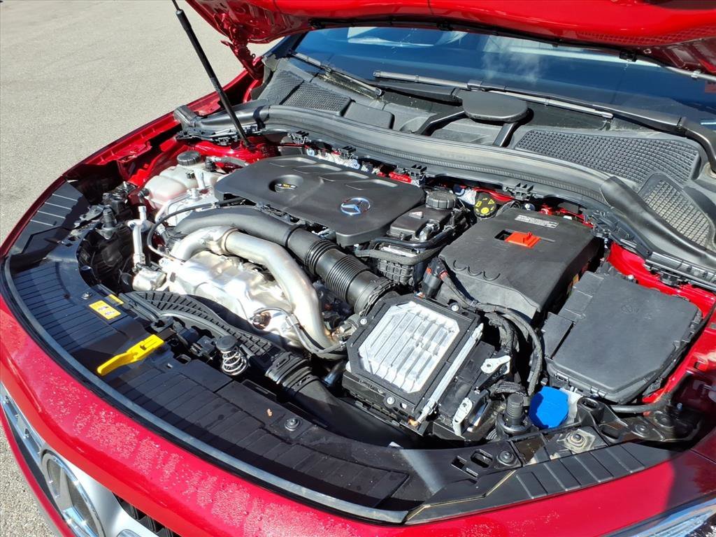 2026 Mercedes Benz GLA 250 4MATIC photo 4