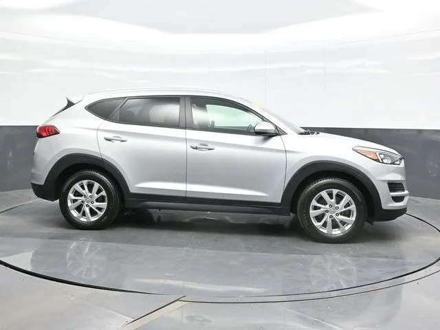 Used 2019 Silver Hyundai Value image 8