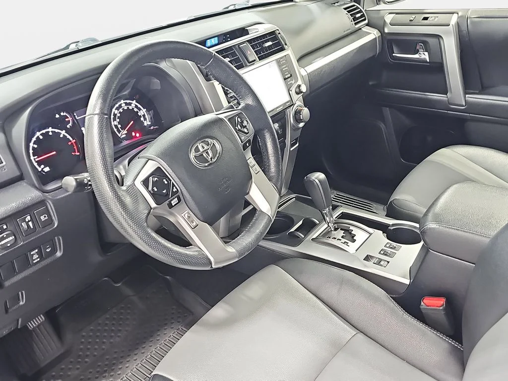 Used 2023 Silver Toyota SR5 Premium image 17