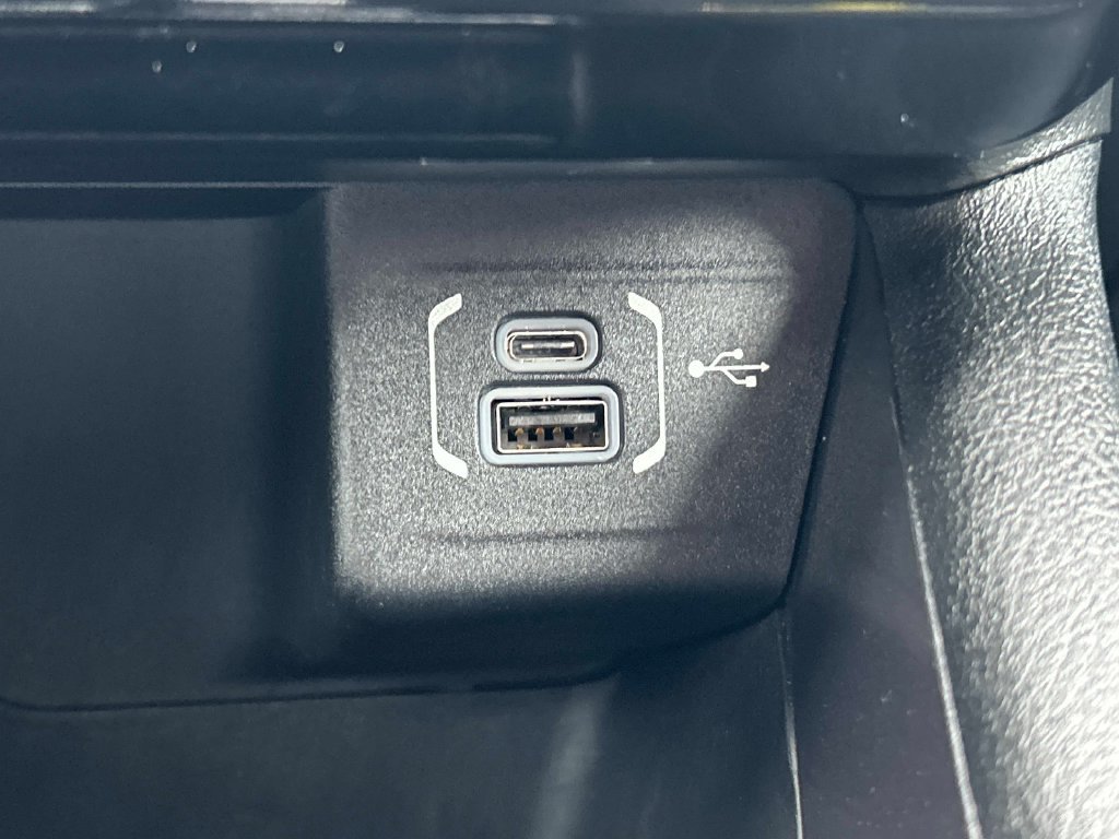 Used 2023 Gray Jeep Latitude image 25