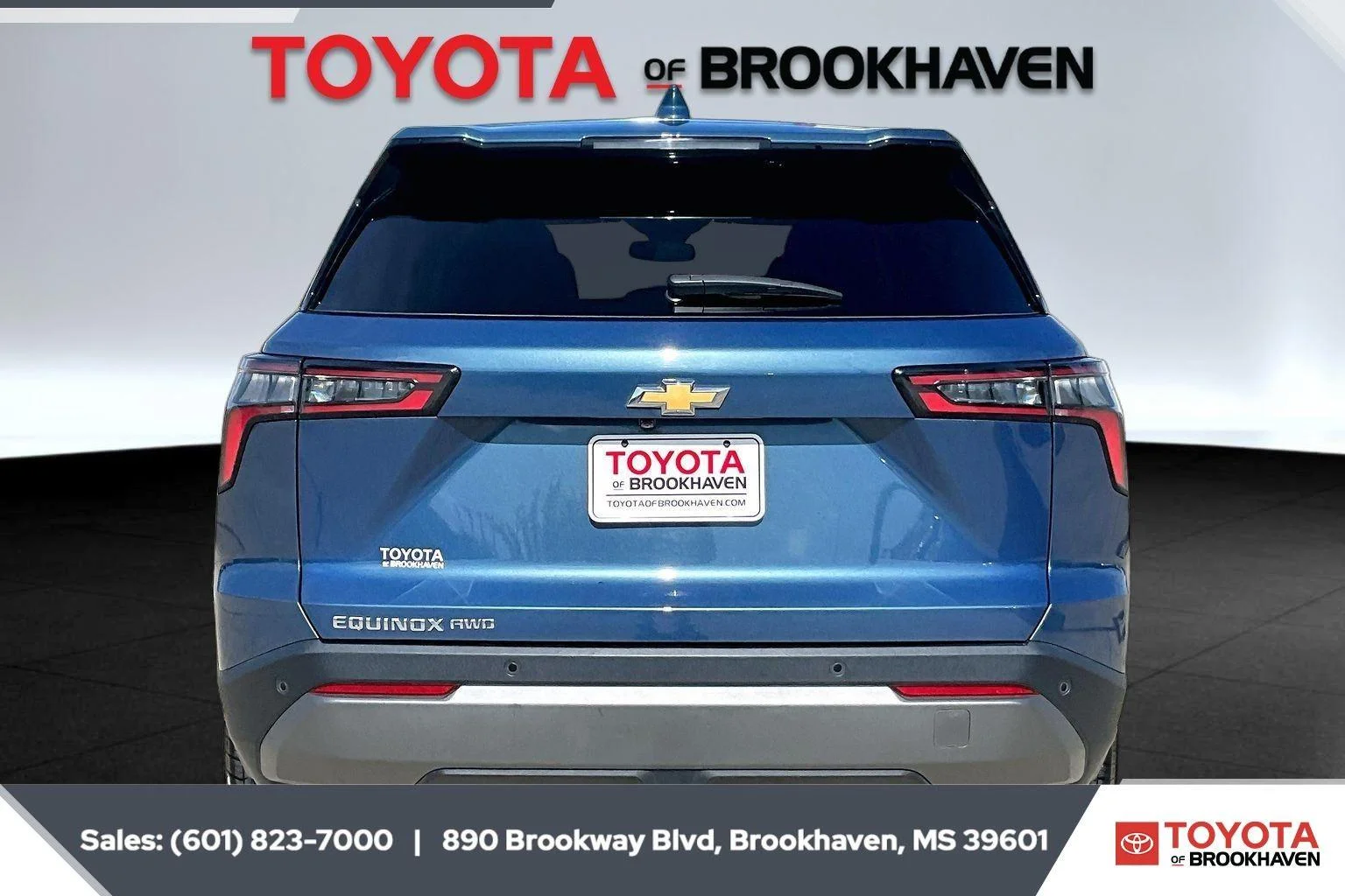 Used 2026 Lakeshore Blue Metallic Chevrolet AWD LT image 4