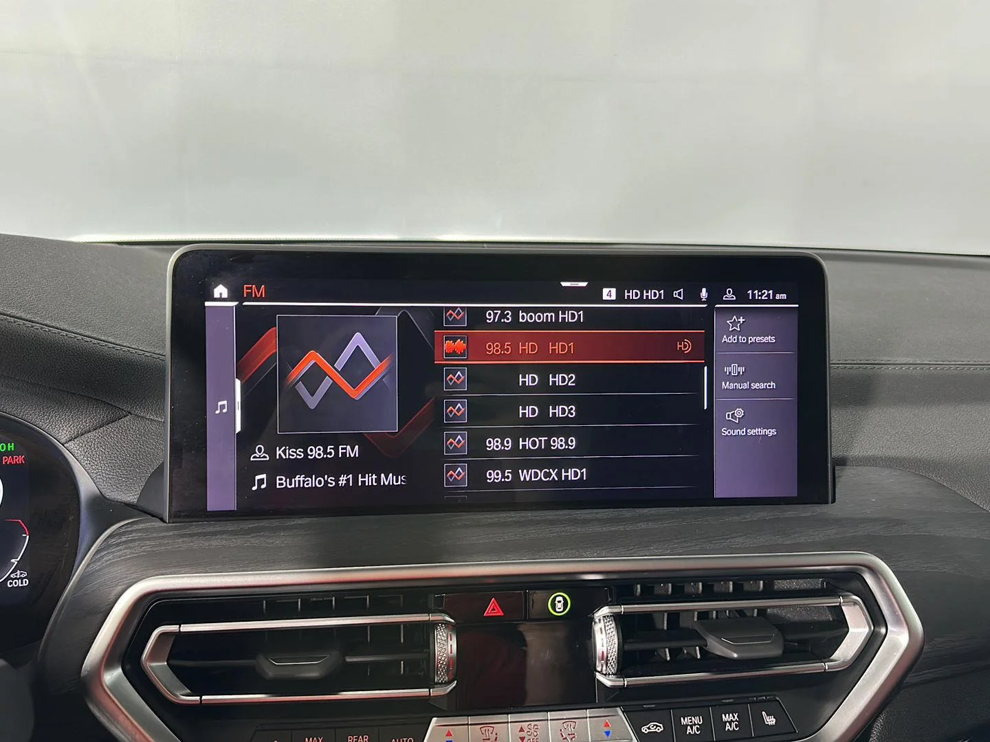 Used 2024 Brooklyn Grey Metallic BMW xDrive30i image 16