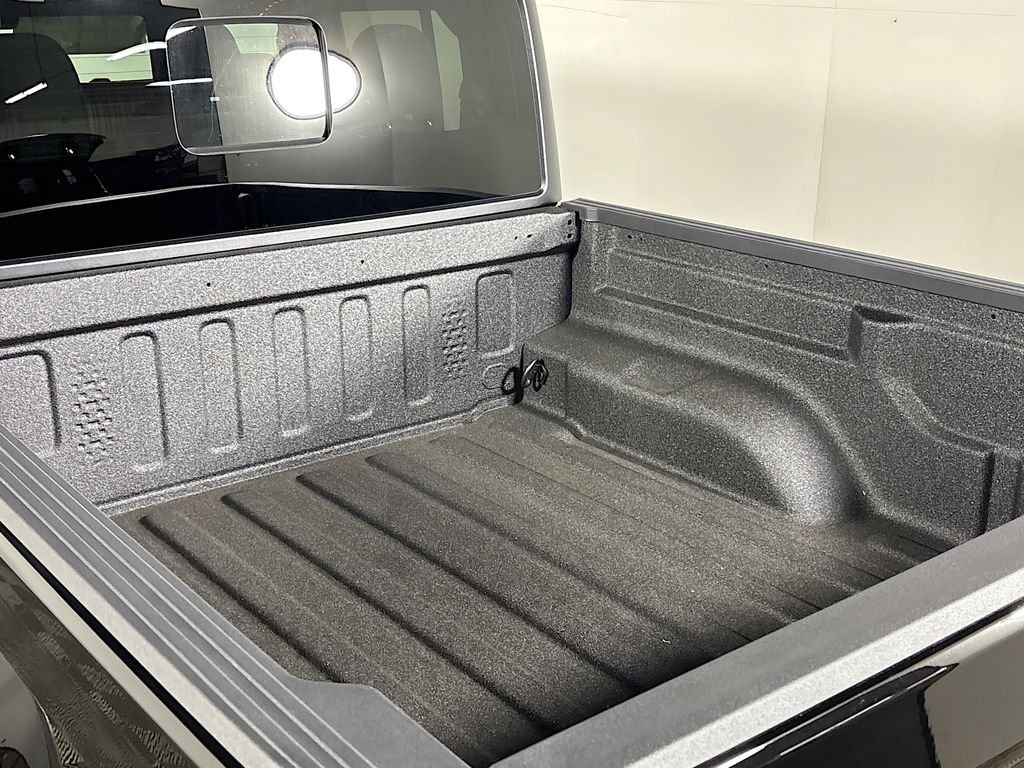 New 2026 Black Clear-Coat Exterior Paint Jeep  image 21
