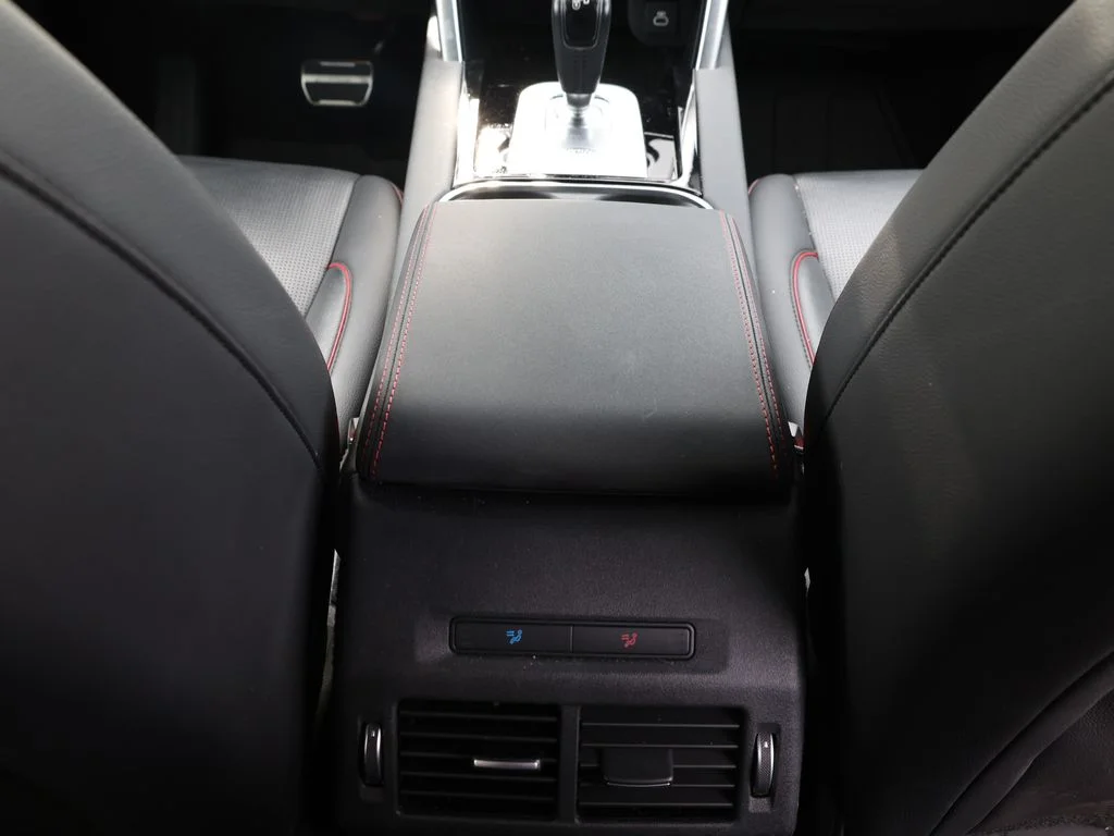 Used 2023 Gray Land Rover S R-Dynamic image 27