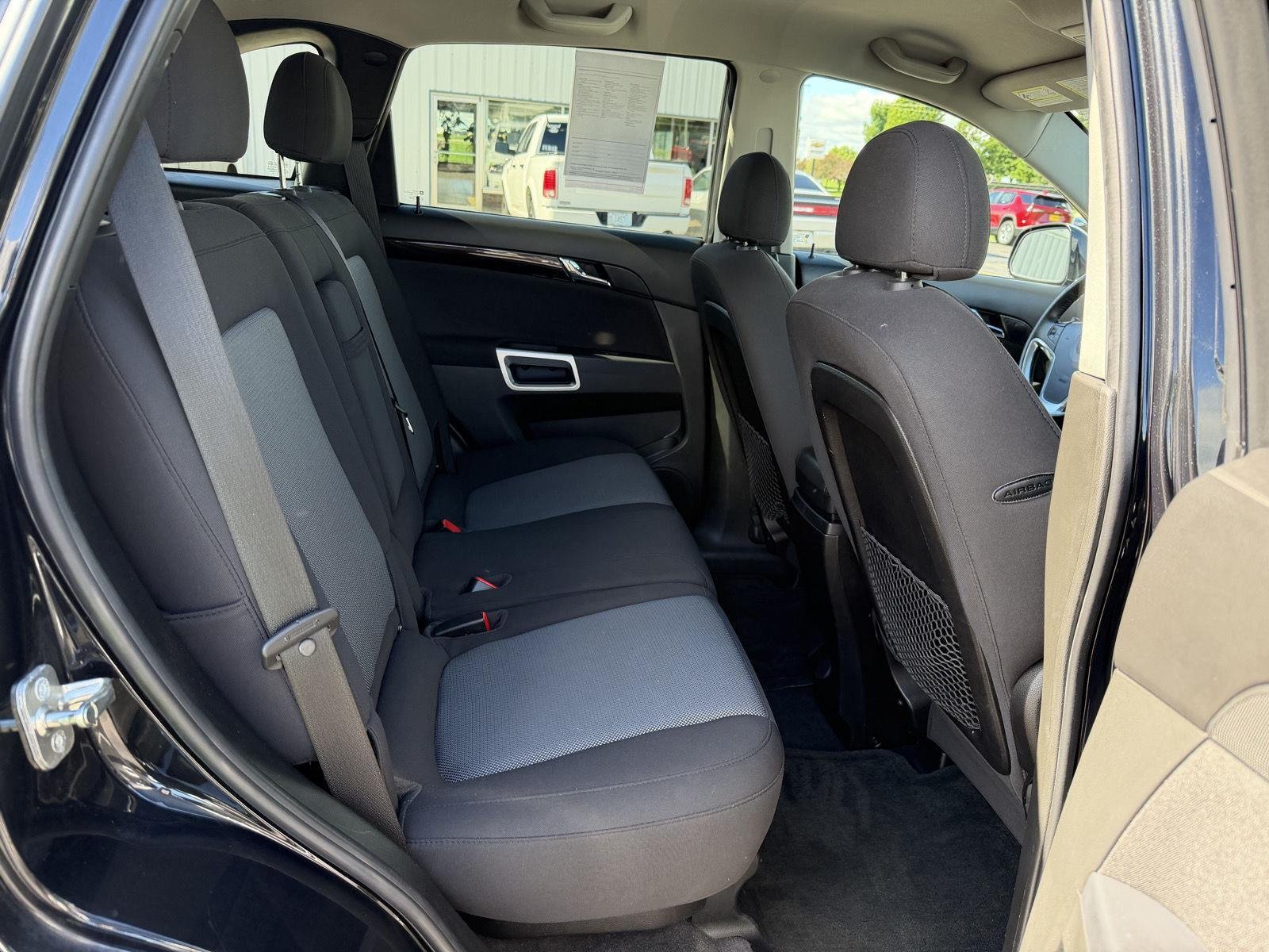 Used 2014 Black Granite Metallic Chevrolet LT image 20