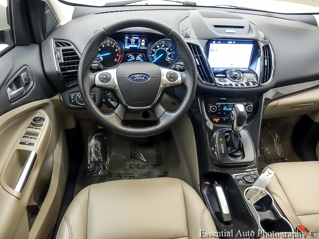 Used 2016 White Platinum Clearcoat Metallic Ford Titanium image 12