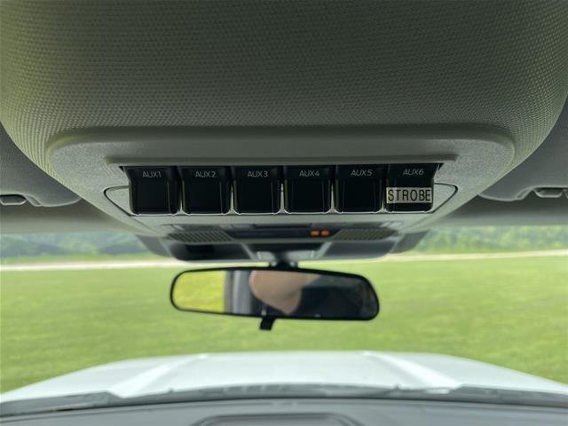 New 2026 Oxford White Ford F-450® XL image 48