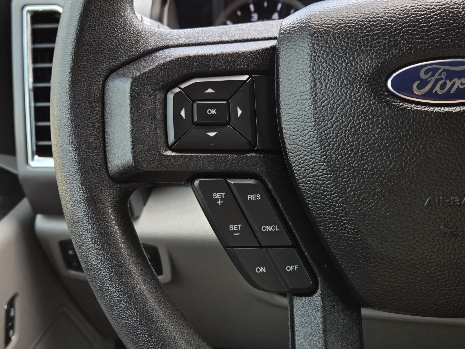 Used 2017 Blue Jeans Ford XLT image 19