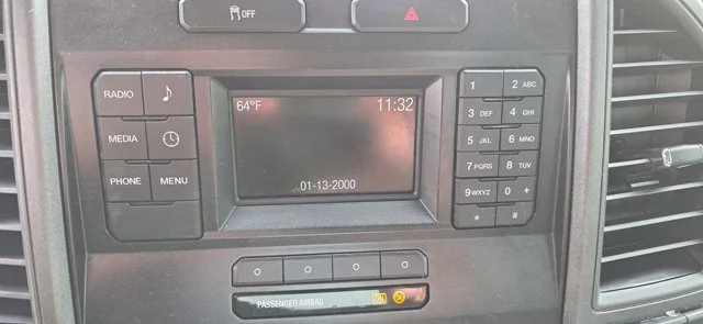 Used 2019 White Ford XL image 22