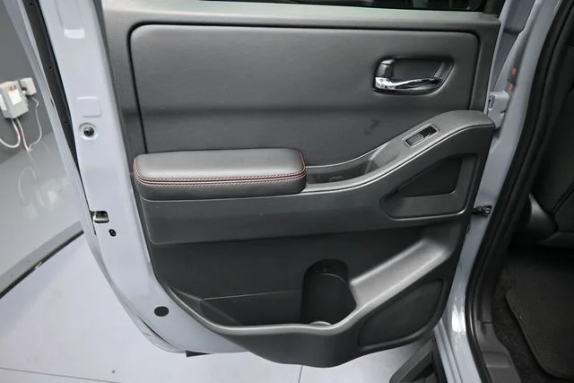 Used 2025 Gray Nissan PRO-X image 10