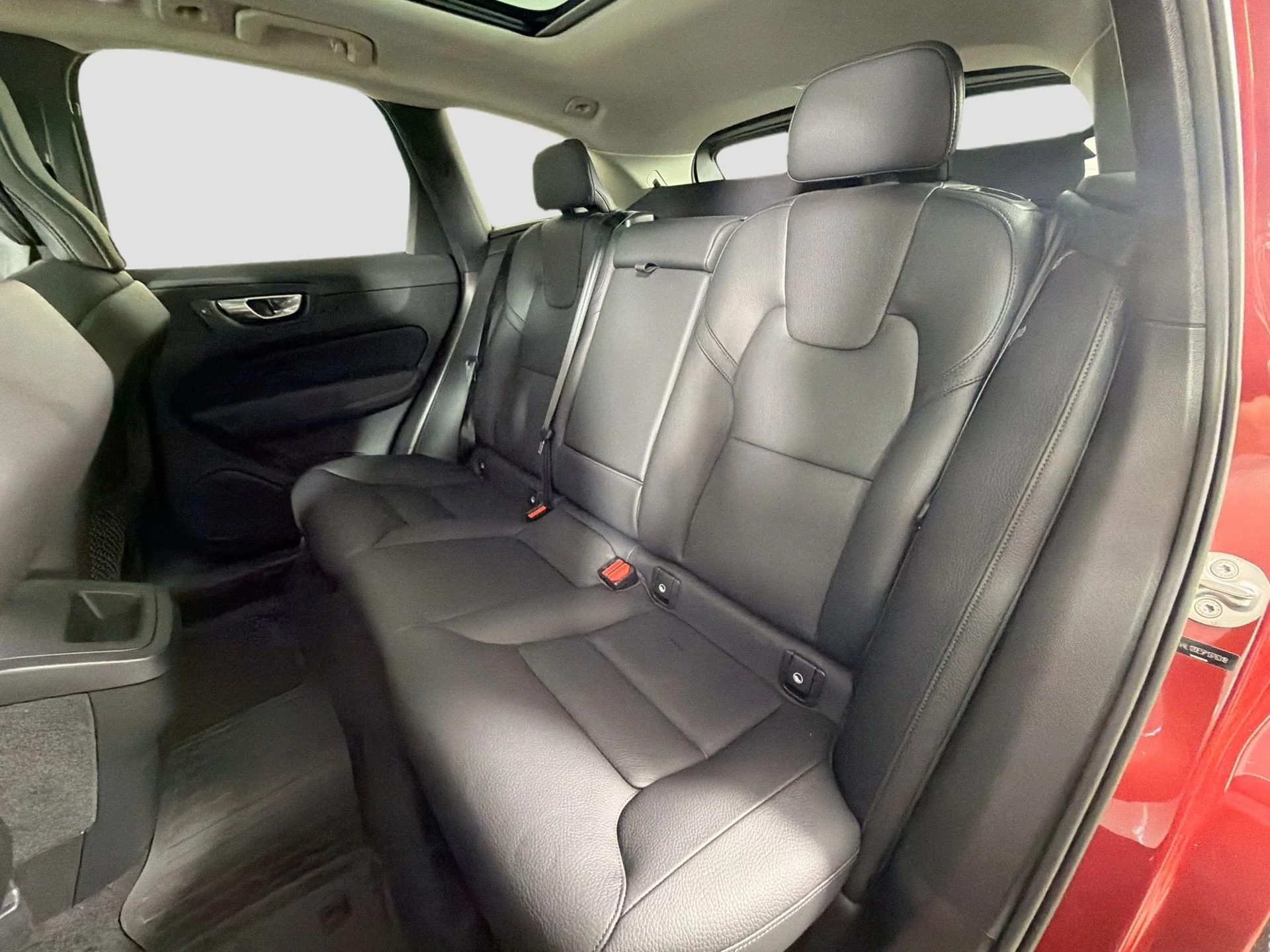 Certified Used 2023 Fusion Red Volvo Plus image 25