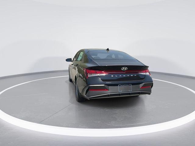 New 2026 Black Hyundai SE image 7