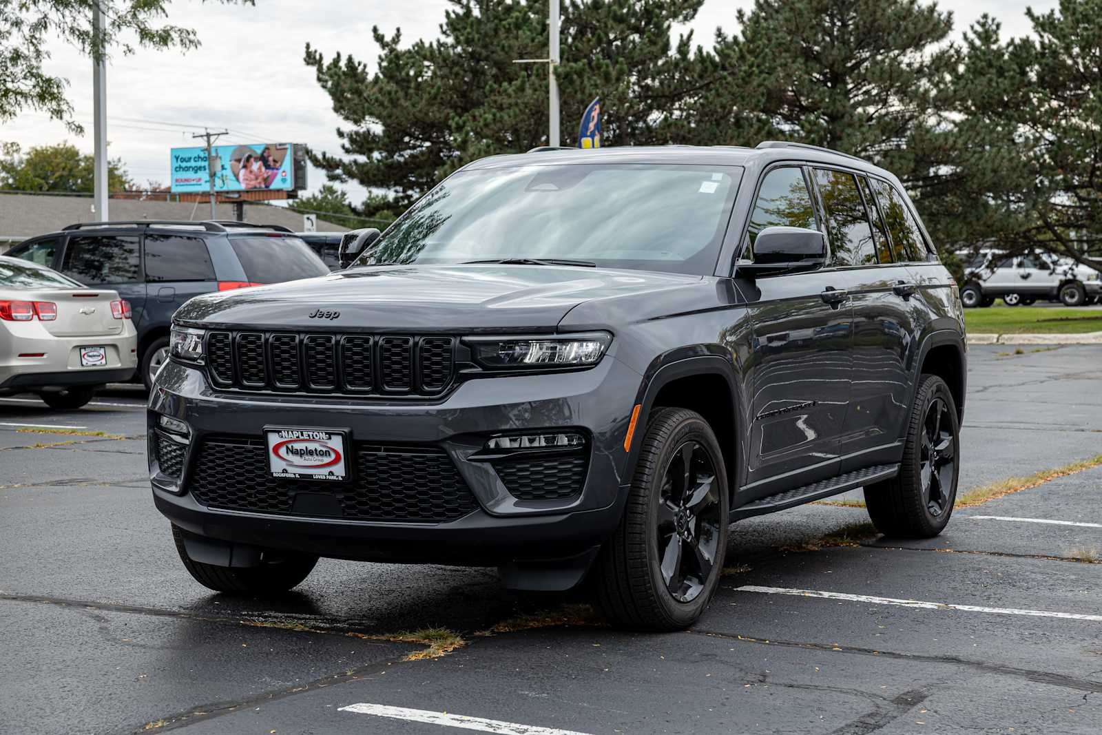 Used 2024 Baltic Gray Metallic Clearcoat Jeep Limited image 3