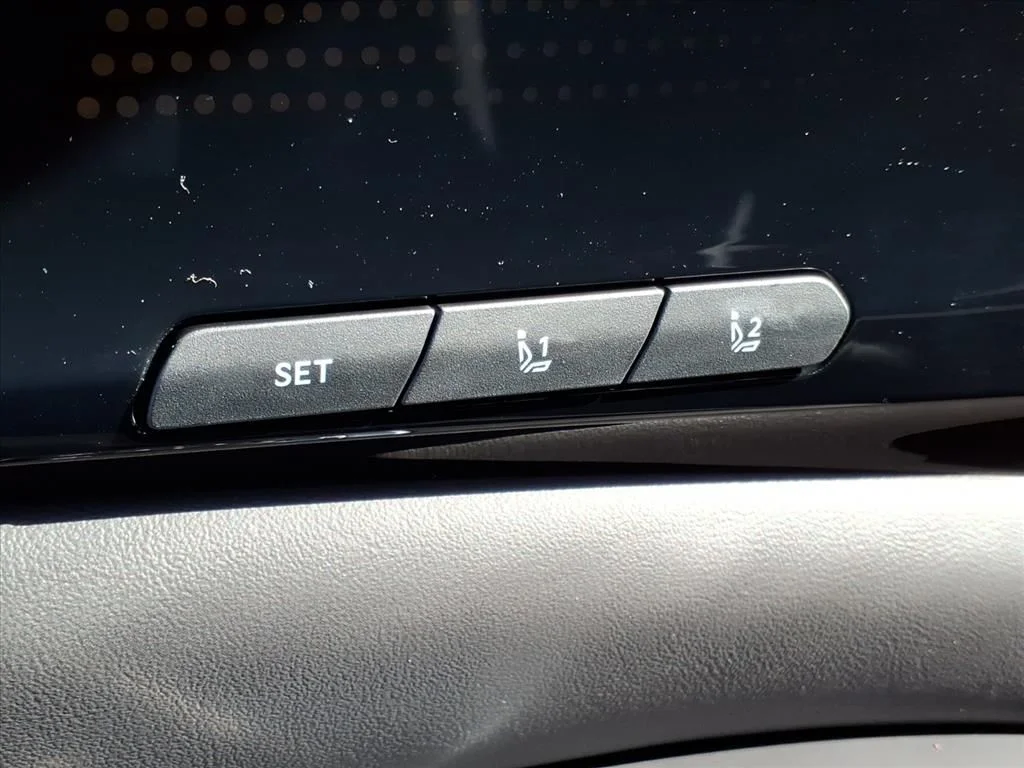 2026 Kia Carnival SX Prestige - Photo 13