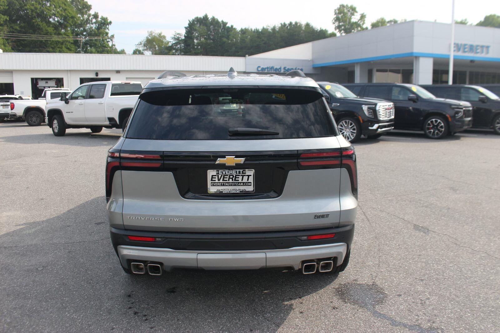 Used 2026 Sterling Gray Metallic Chevrolet LT image 7