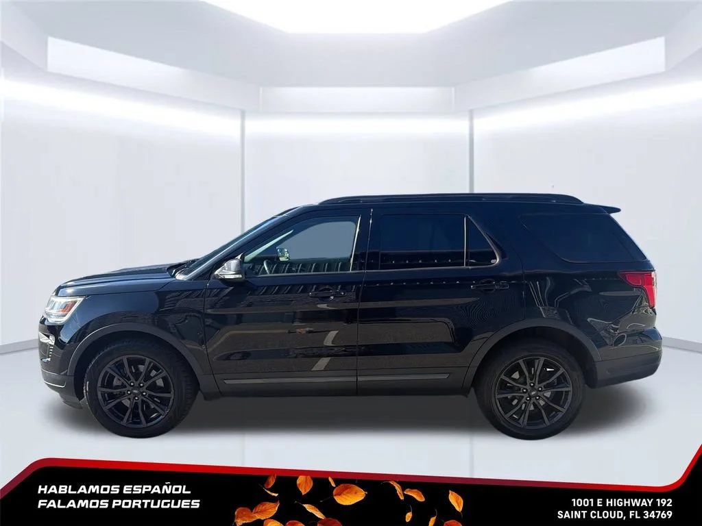 Used 2018 Black Ford XLT image 2
