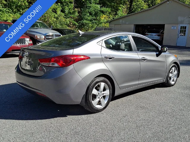 Used 2013 Gray Hyundai GLS image 11