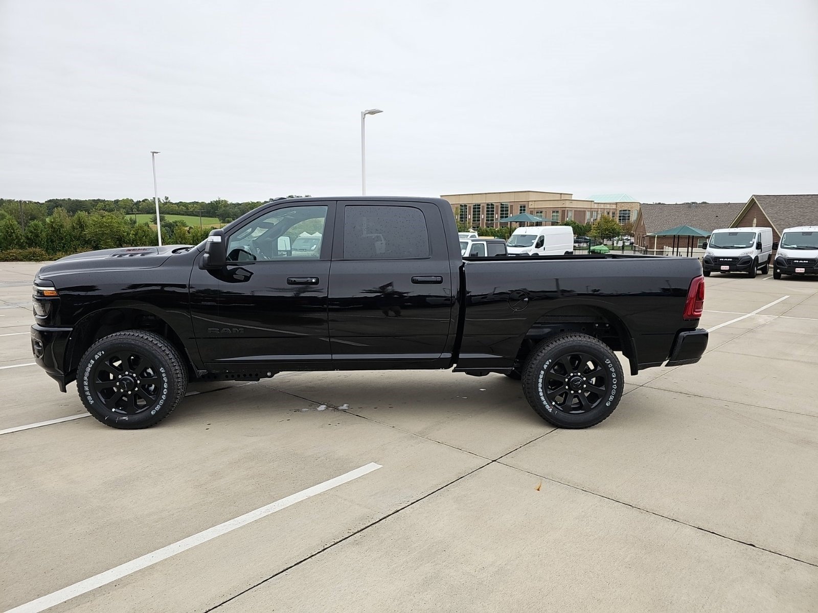New 2026 Diamond Black Crystal Pearlcoat Ram Laramie image 2