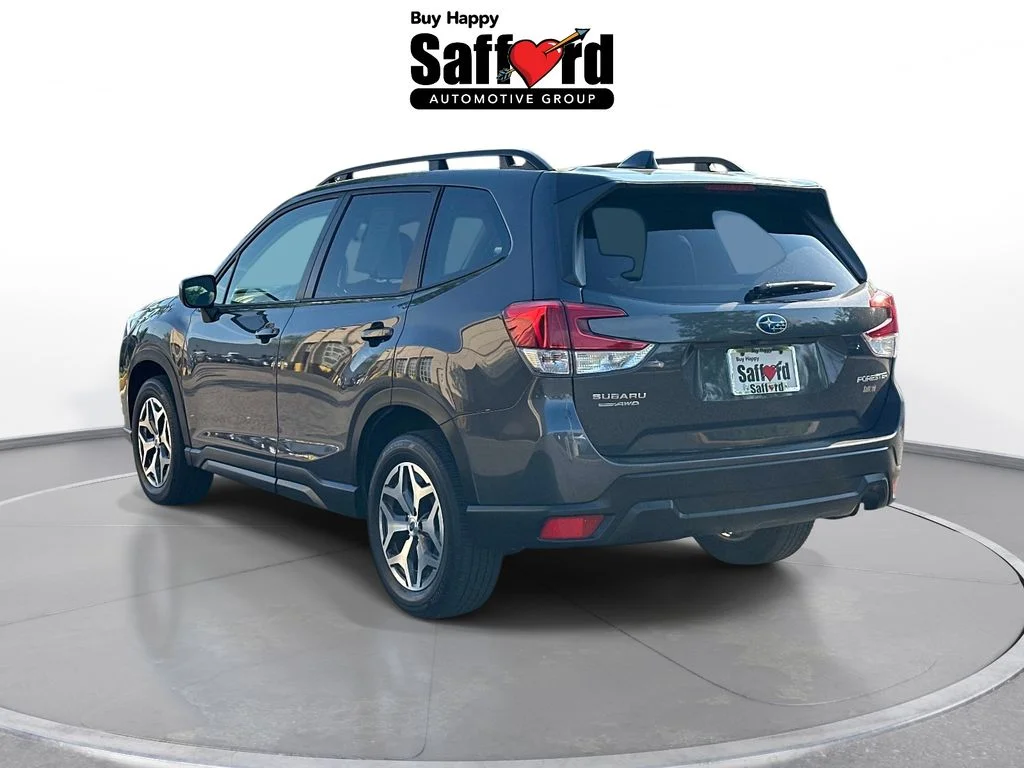 Used 2024 Gray Subaru Premium image 6
