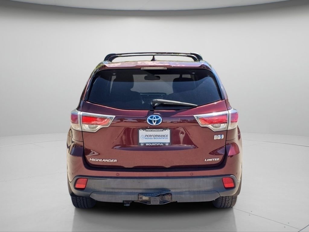 Used 2015 Mica Toyota Limited Platinum image 24