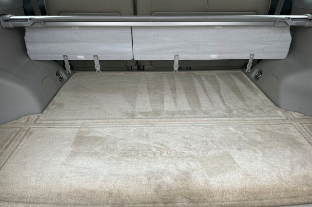 Used 2014 Beige Toyota Three image 18